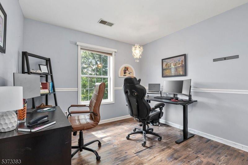 353 Top Ave, Green Brook Township, NJ 08812