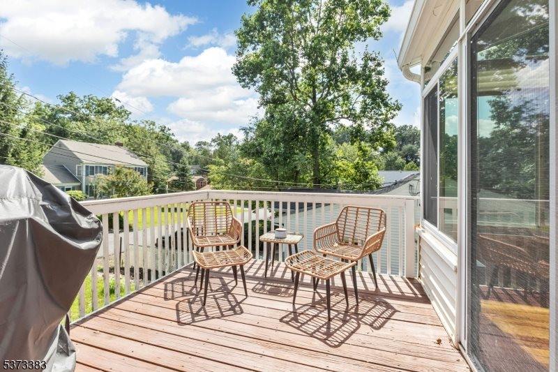 353 Top Ave, Green Brook Township, NJ 08812