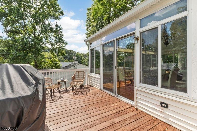 353 Top Ave, Green Brook Township, NJ 08812