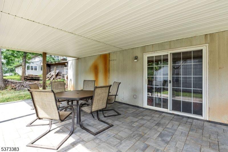 353 Top Ave, Green Brook Township, NJ 08812