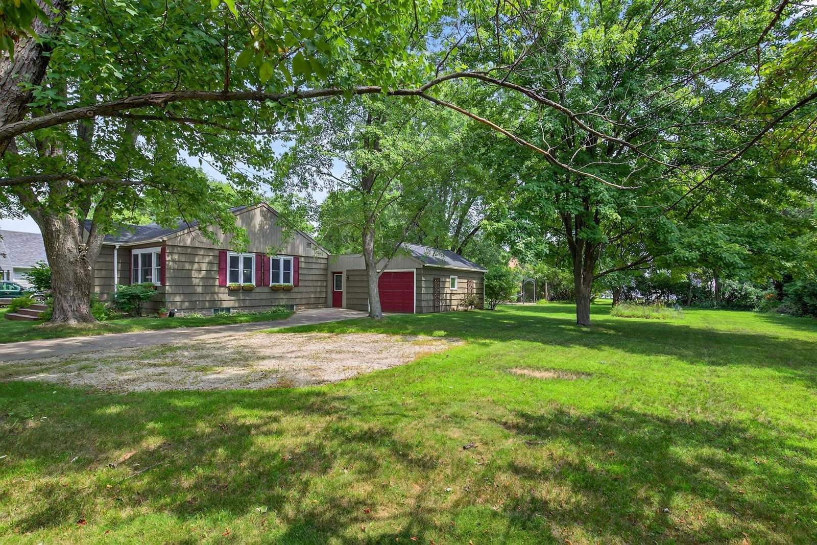 1211 10th Street South, Wisconsin Rapids, WI 54494