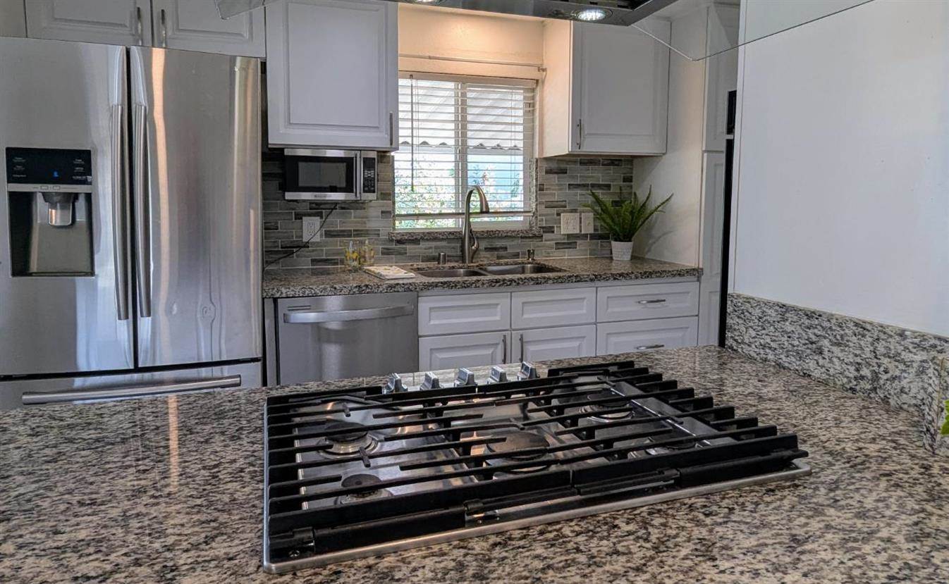 50 Shrine Way, Sacramento, CA 95827