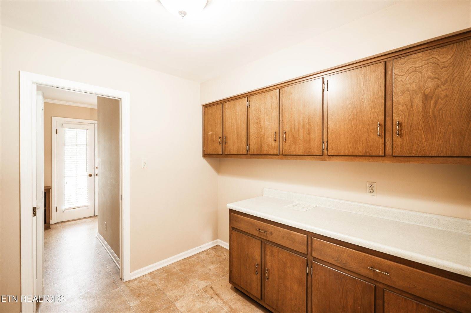 102 Redbud Drive, Clinton, TN 37716