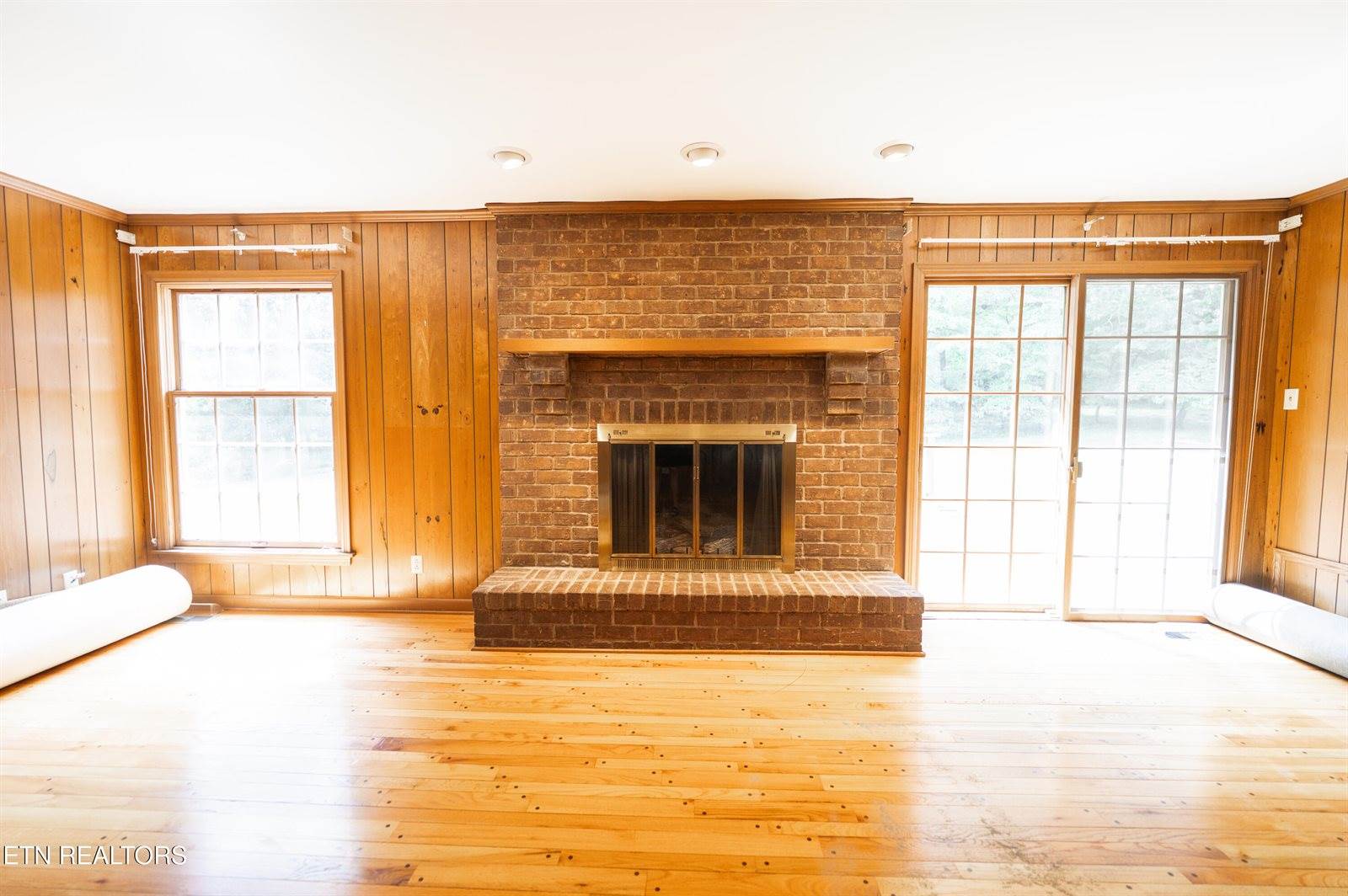 102 Redbud Drive, Clinton, TN 37716