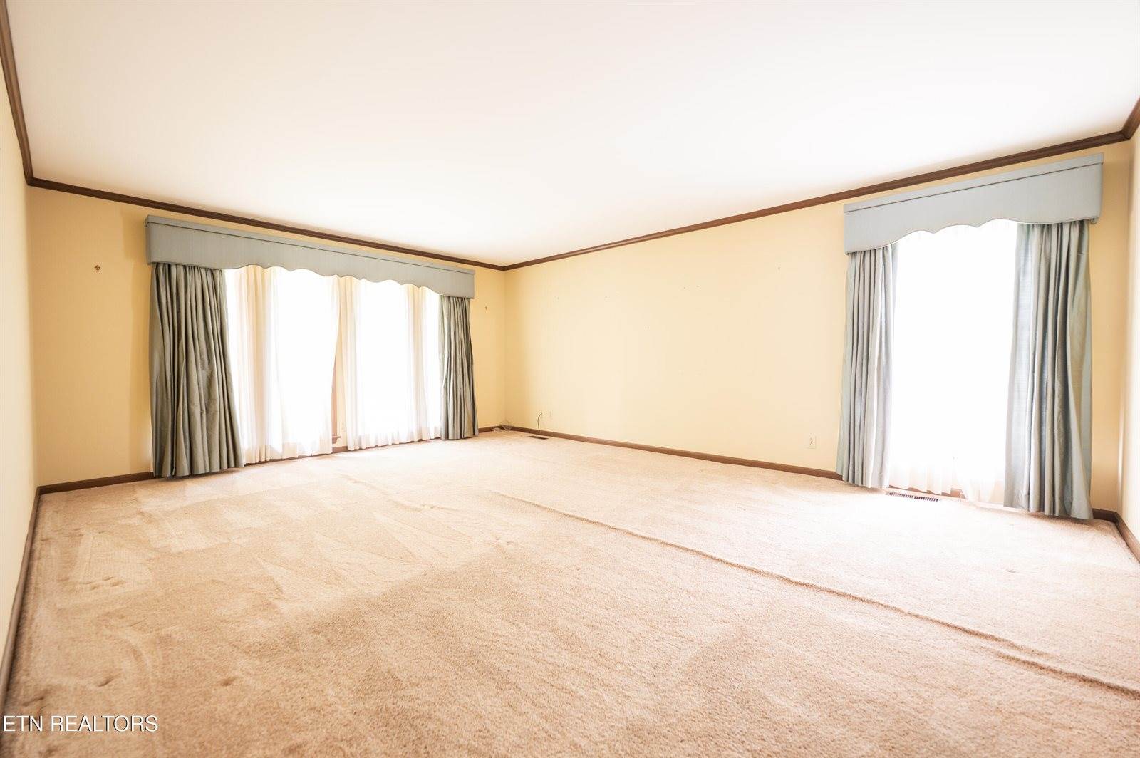 102 Redbud Drive, Clinton, TN 37716