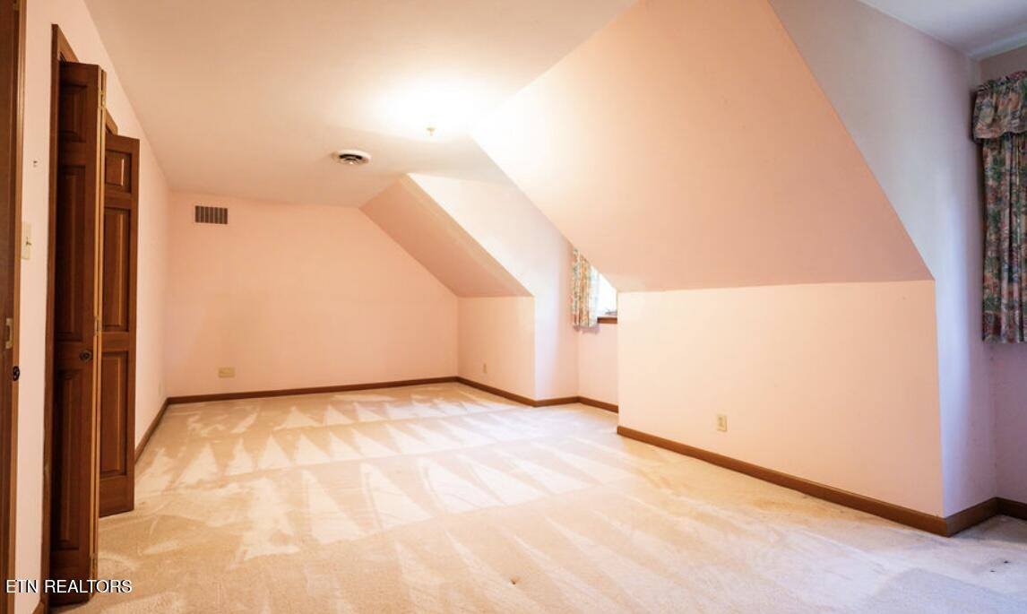 102 Redbud Drive, Clinton, TN 37716