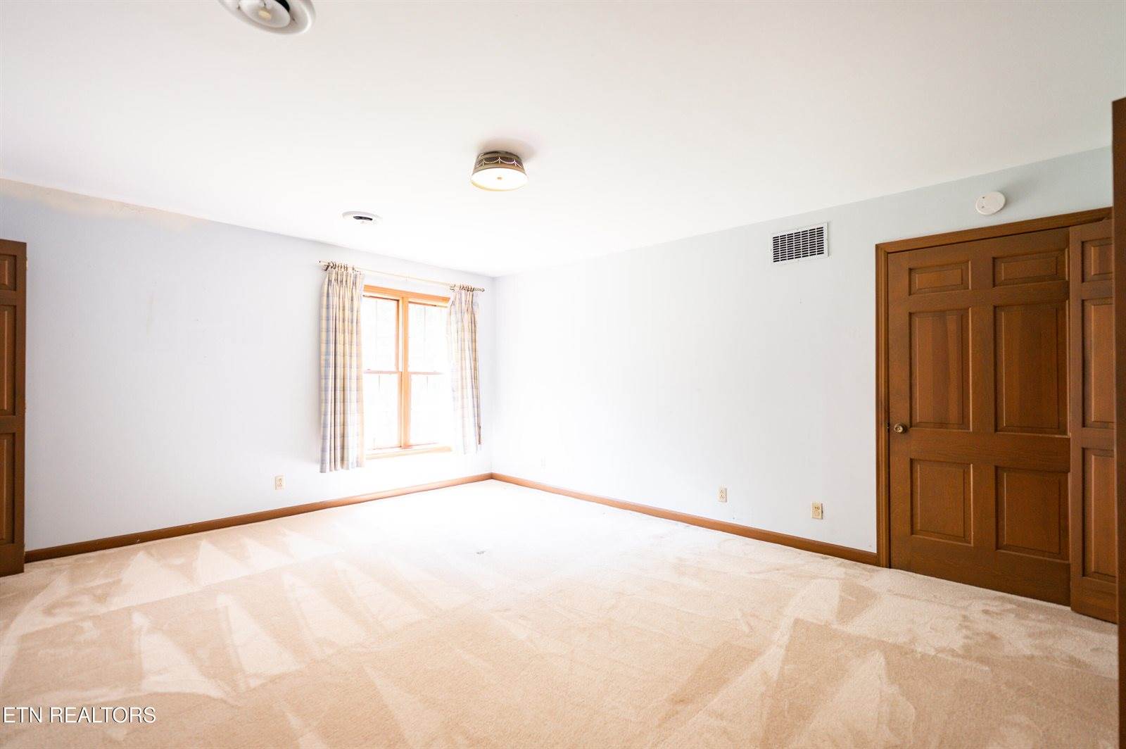 102 Redbud Drive, Clinton, TN 37716