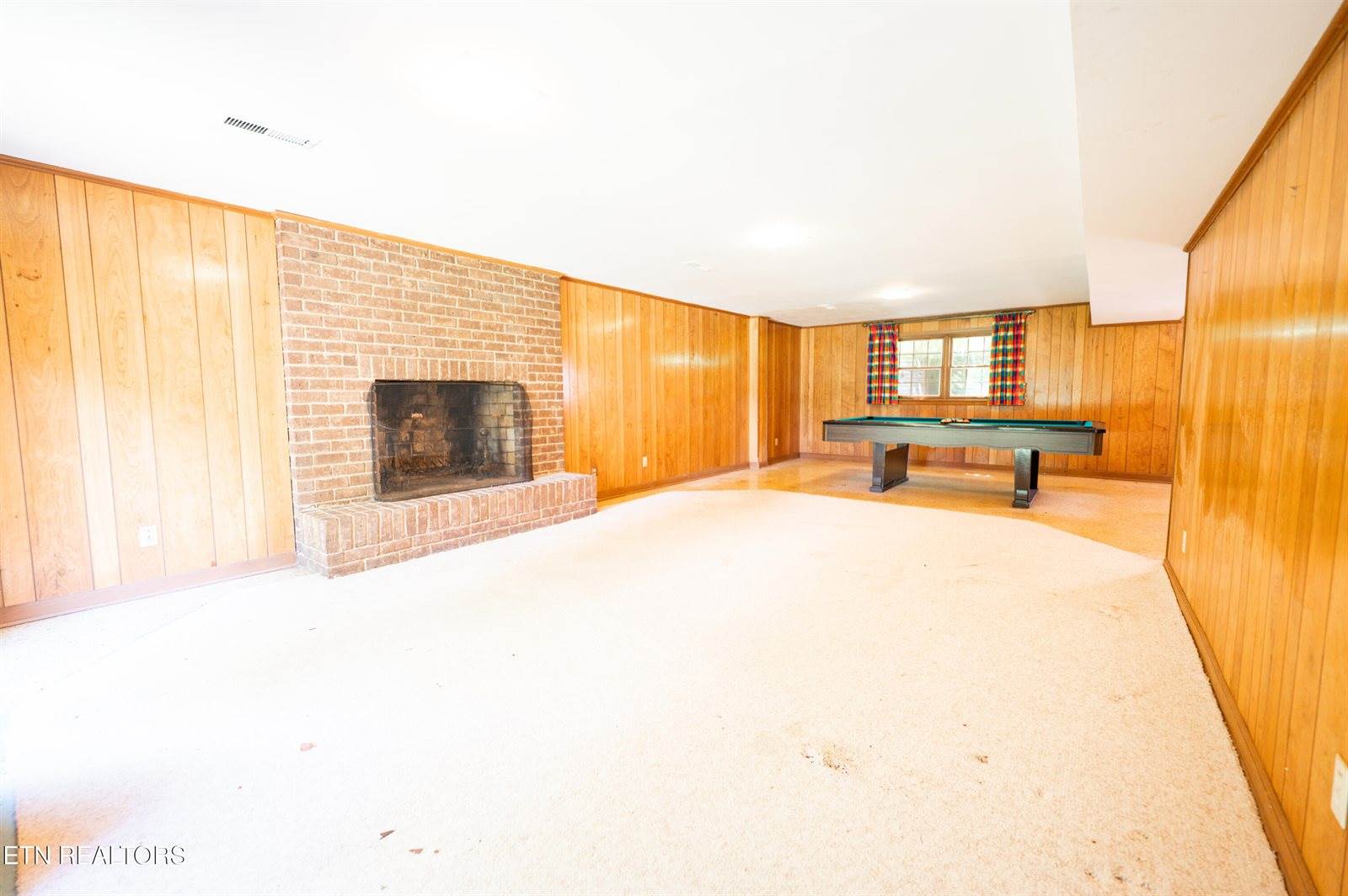 102 Redbud Drive, Clinton, TN 37716