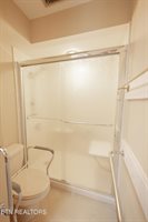 102 Redbud Drive, Clinton, TN 37716