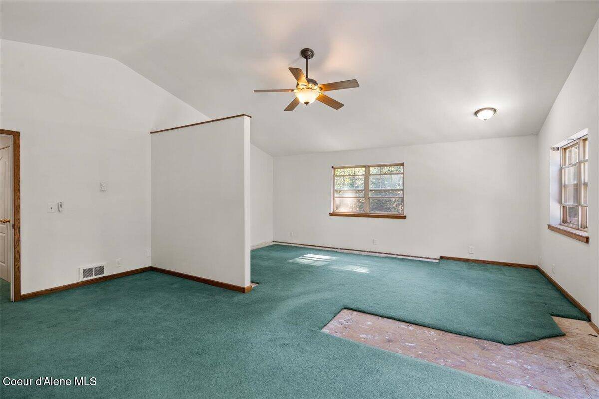 5312 Colburn Culver Rd, Sandpoint, ID 83864