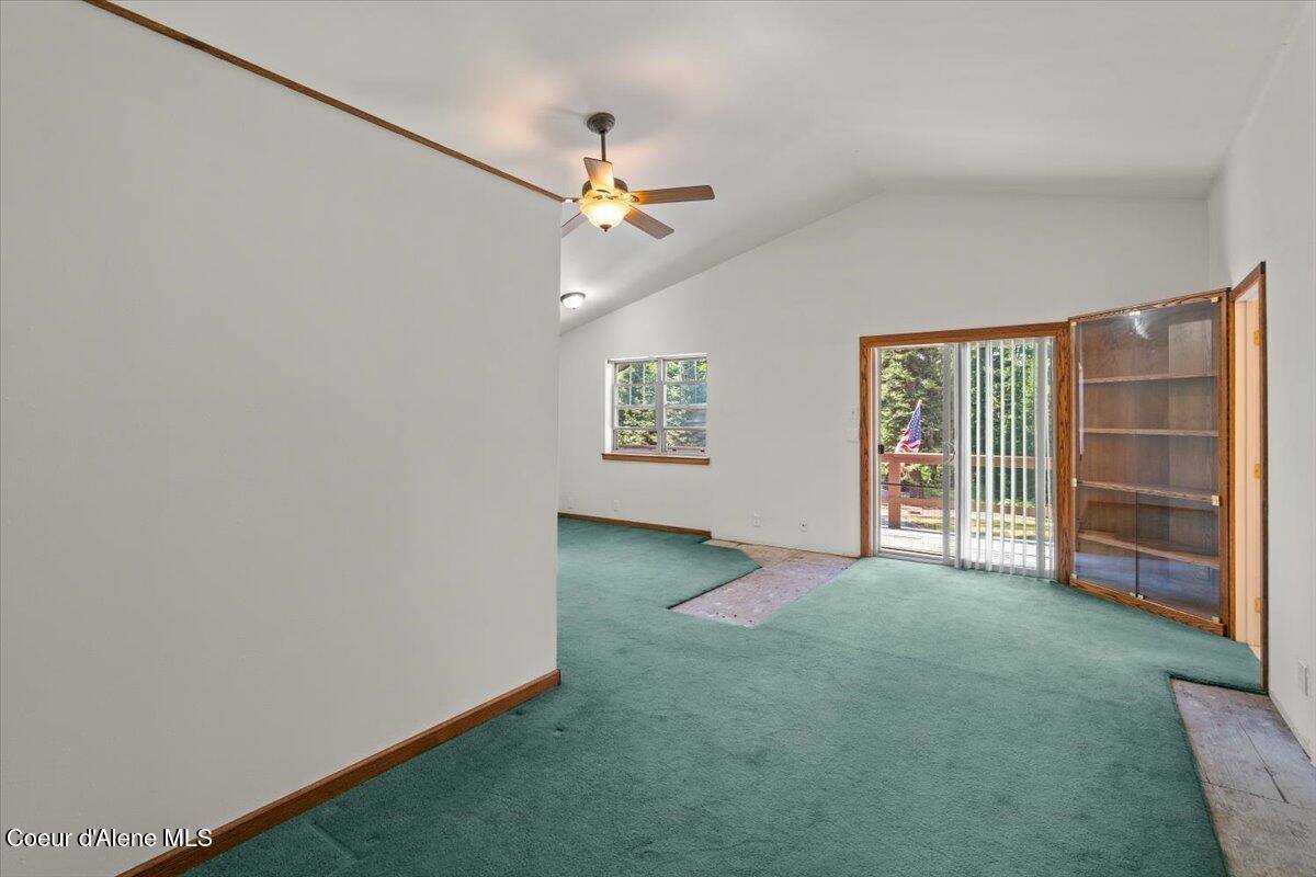 5312 Colburn Culver Rd, Sandpoint, ID 83864