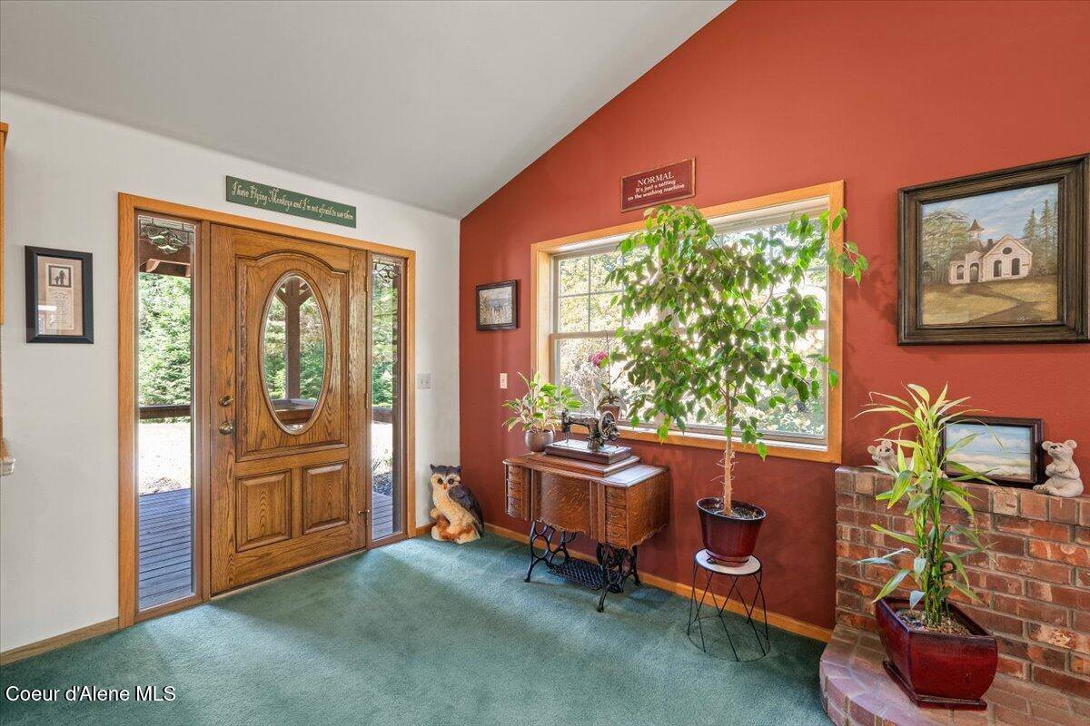 5312 Colburn Culver Rd, Sandpoint, ID 83864