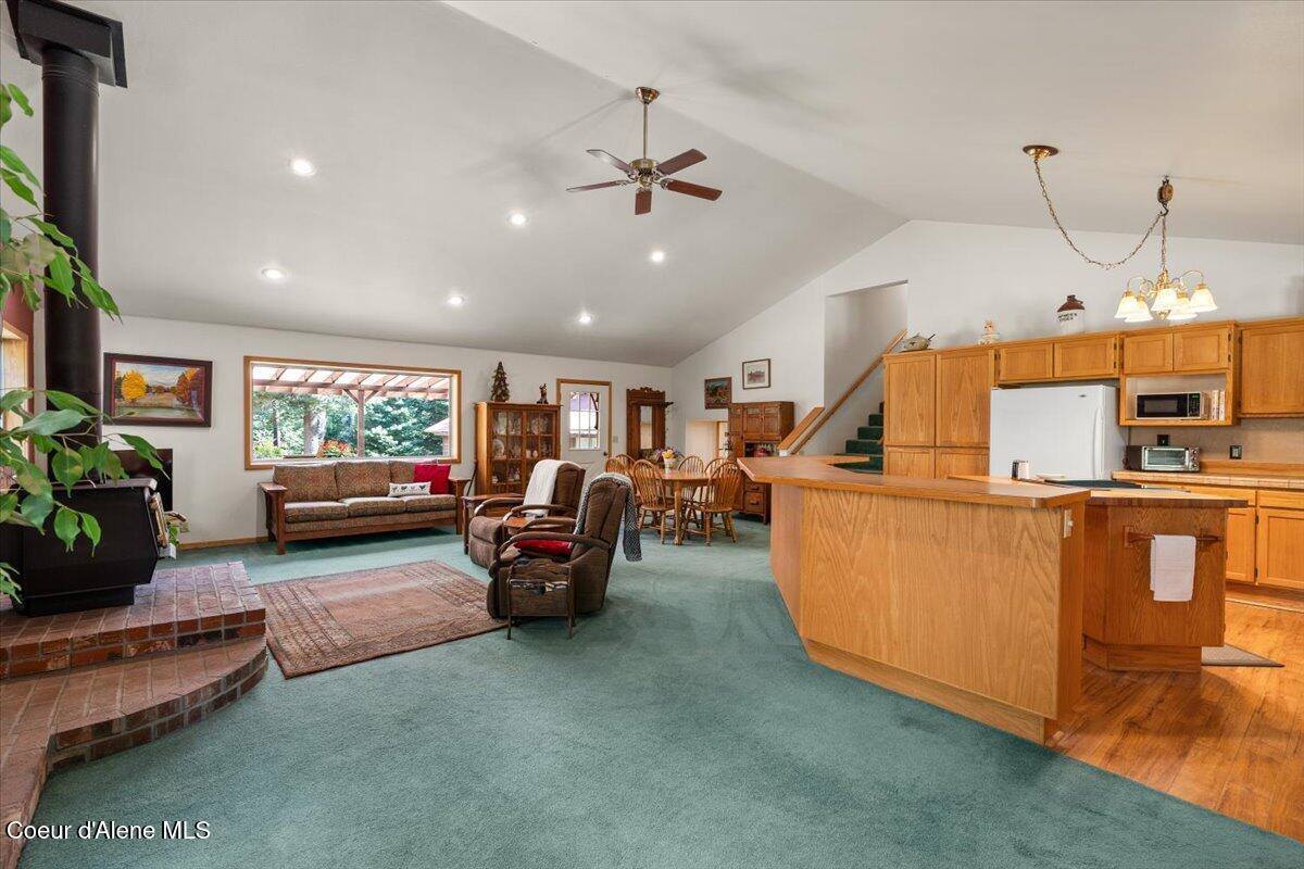 5312 Colburn Culver Rd, Sandpoint, ID 83864