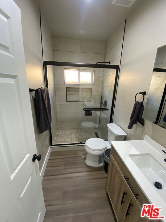 17317 Los Alimos Street, Granada Hills, CA 91344