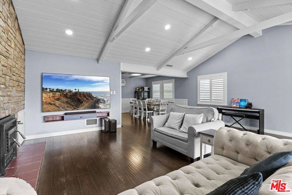 17317 Los Alimos Street, Granada Hills, CA 91344