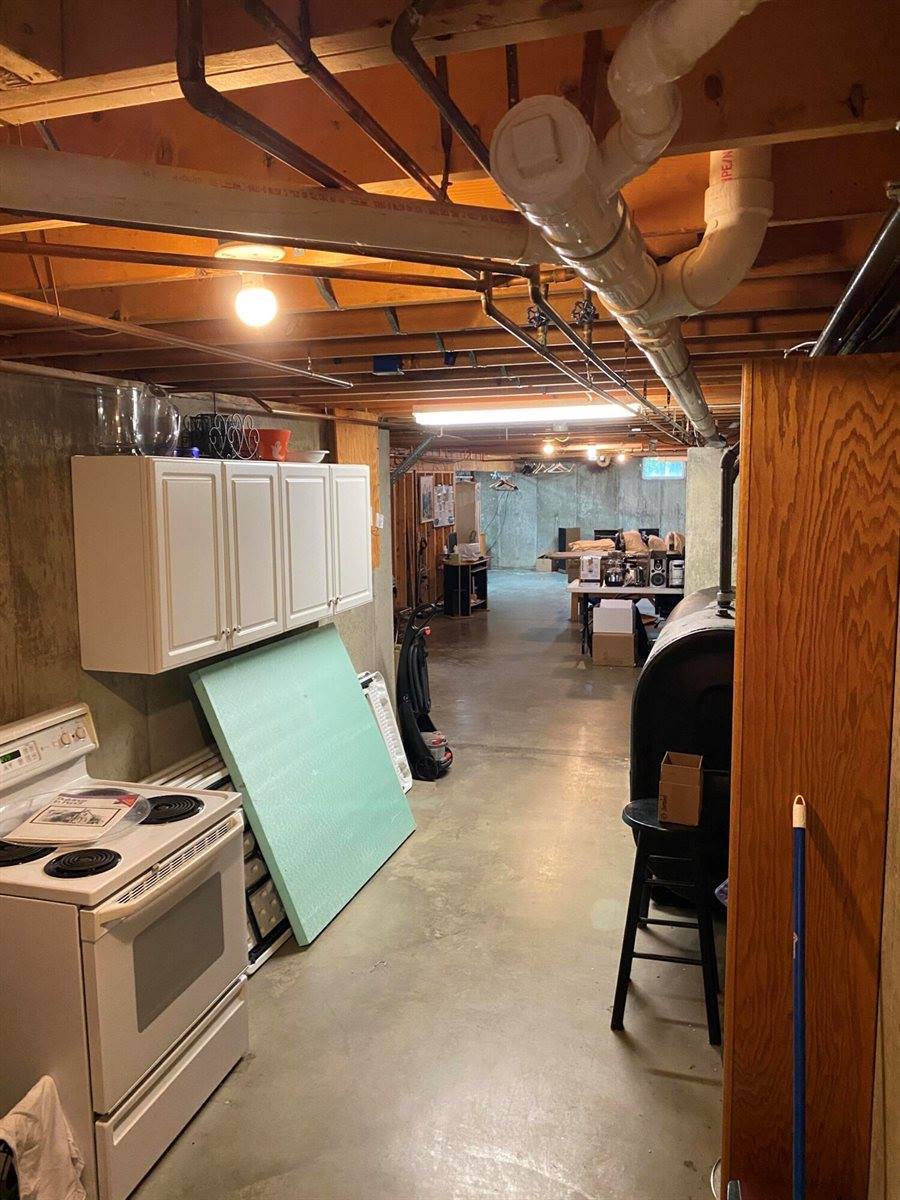 43 Homsted Lane, Hermon, ME 04401