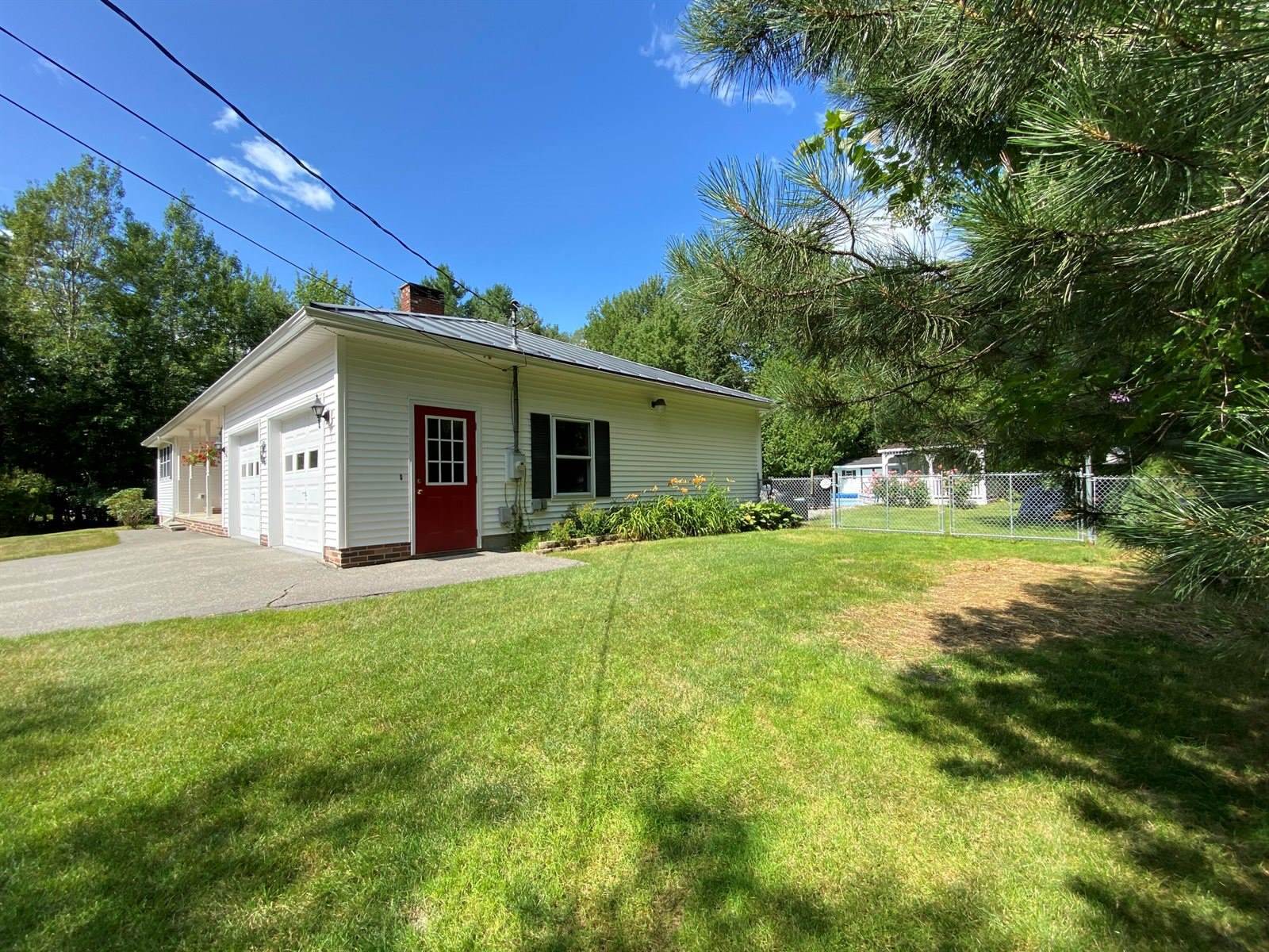 43 Homsted Lane, Hermon, ME 04401