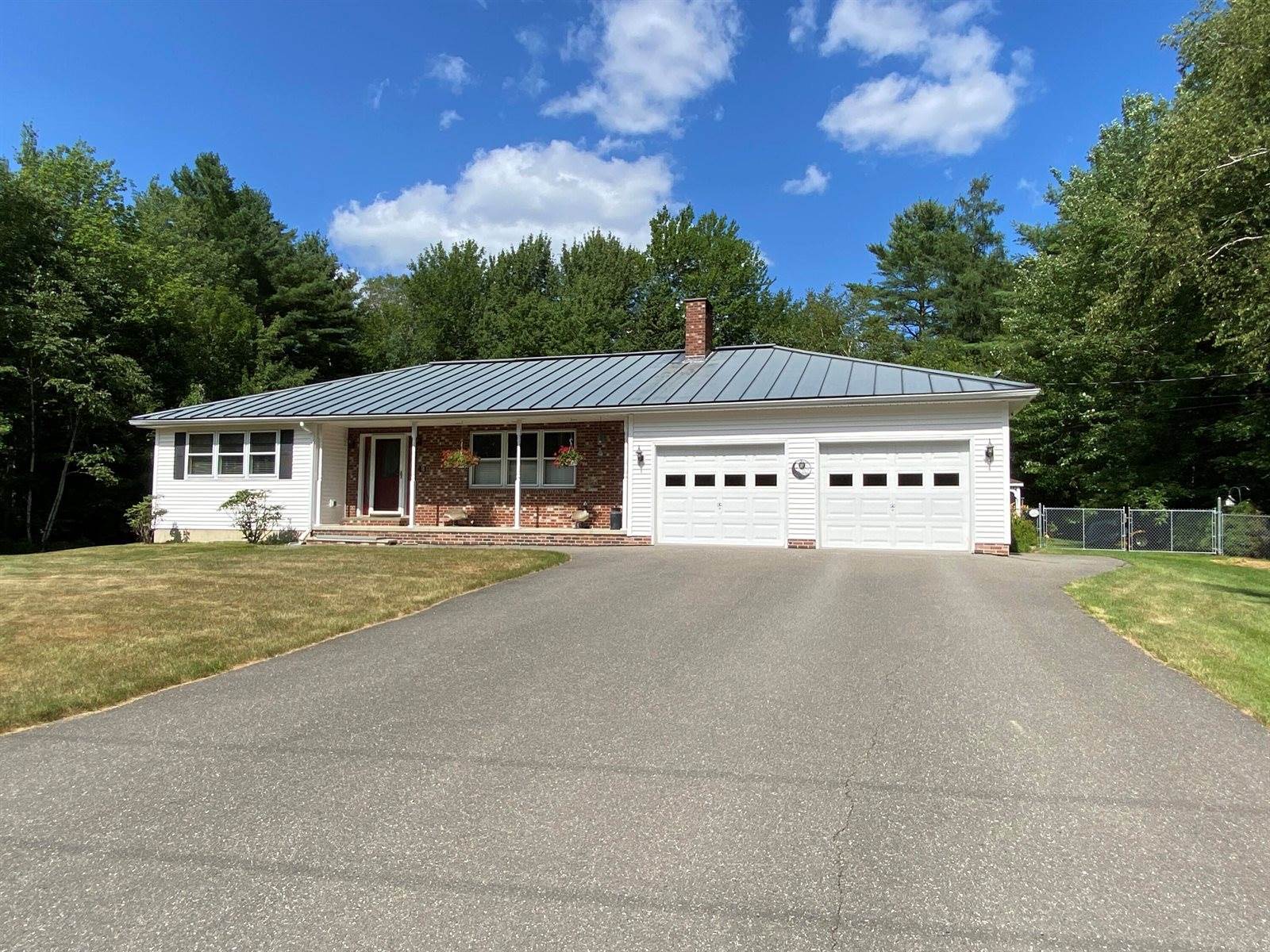 43 Homsted Lane, Hermon, ME 04401
