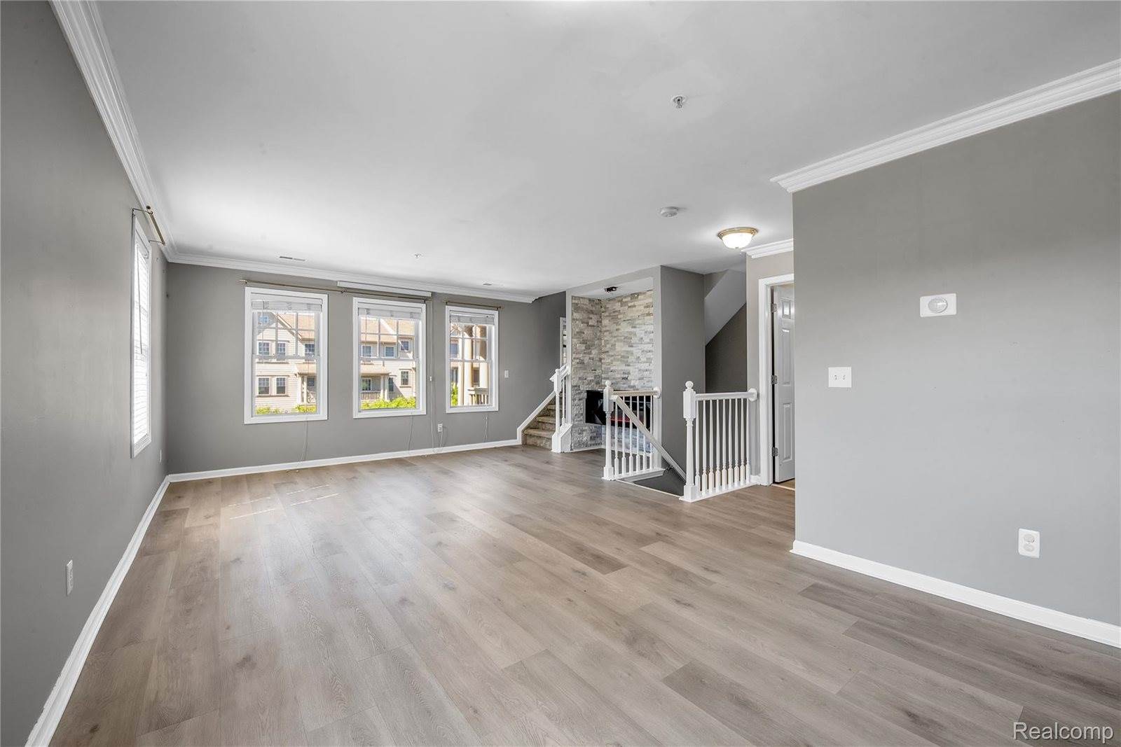 3912 Forester Boulevard, AuburnHillsCity_Oakland, MI 48326