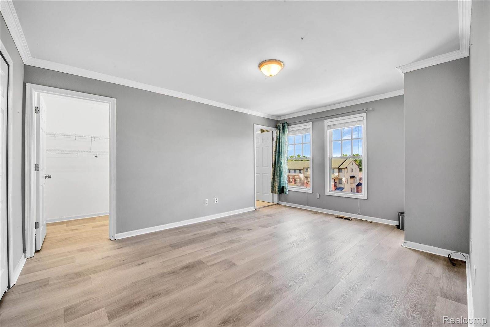 3912 Forester Boulevard, AuburnHillsCity_Oakland, MI 48326