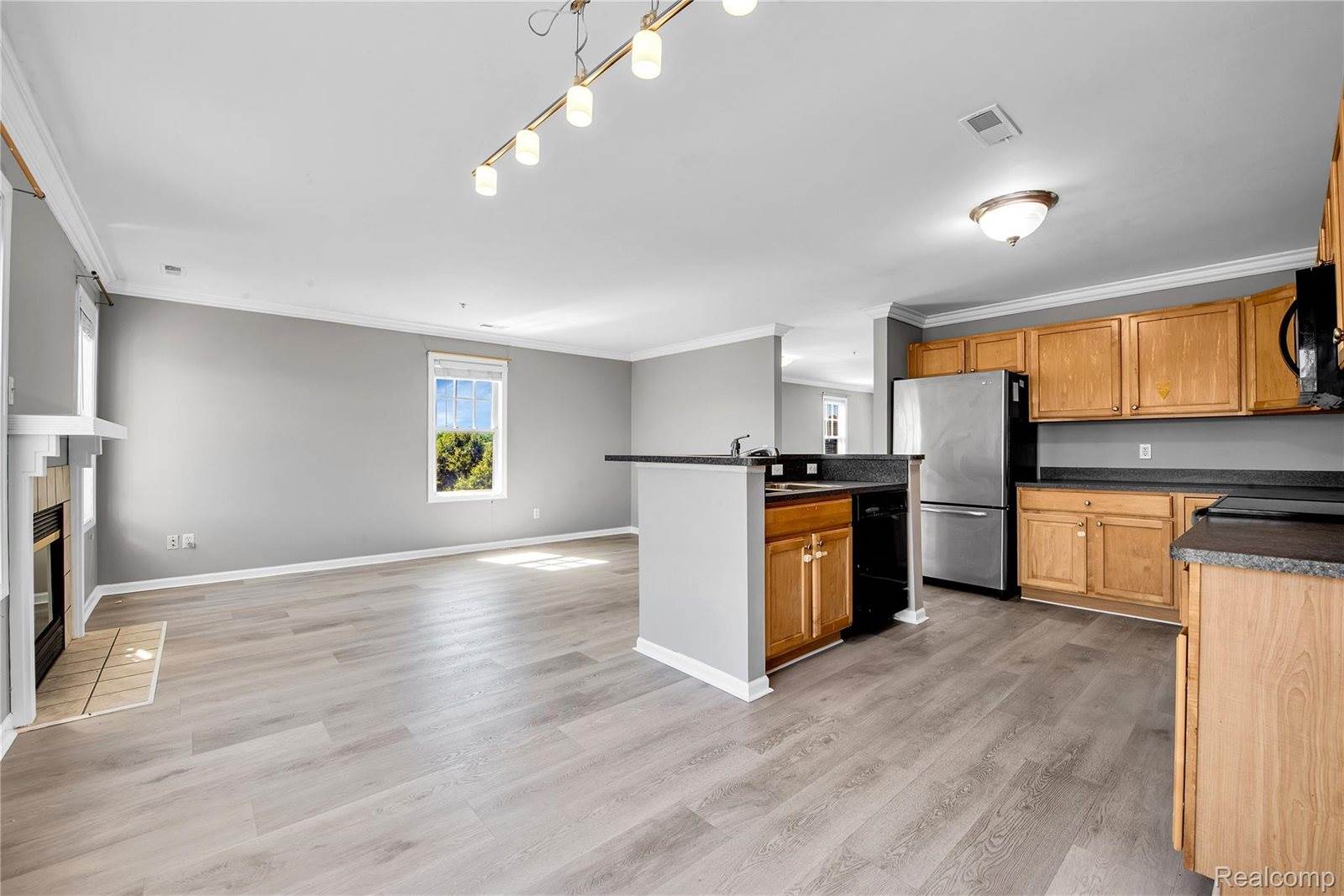 3912 Forester Boulevard, AuburnHillsCity_Oakland, MI 48326