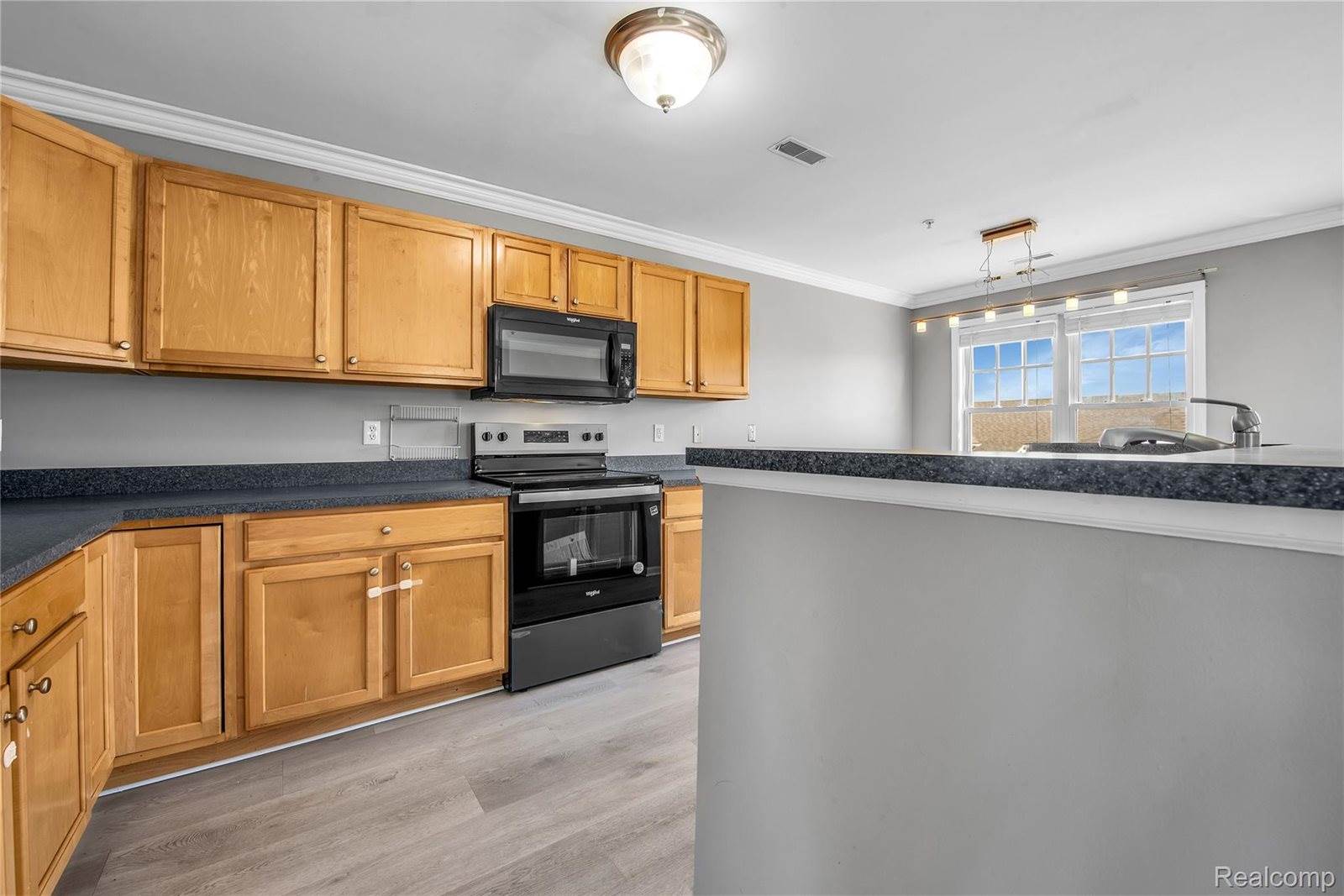 3912 Forester Boulevard, AuburnHillsCity_Oakland, MI 48326