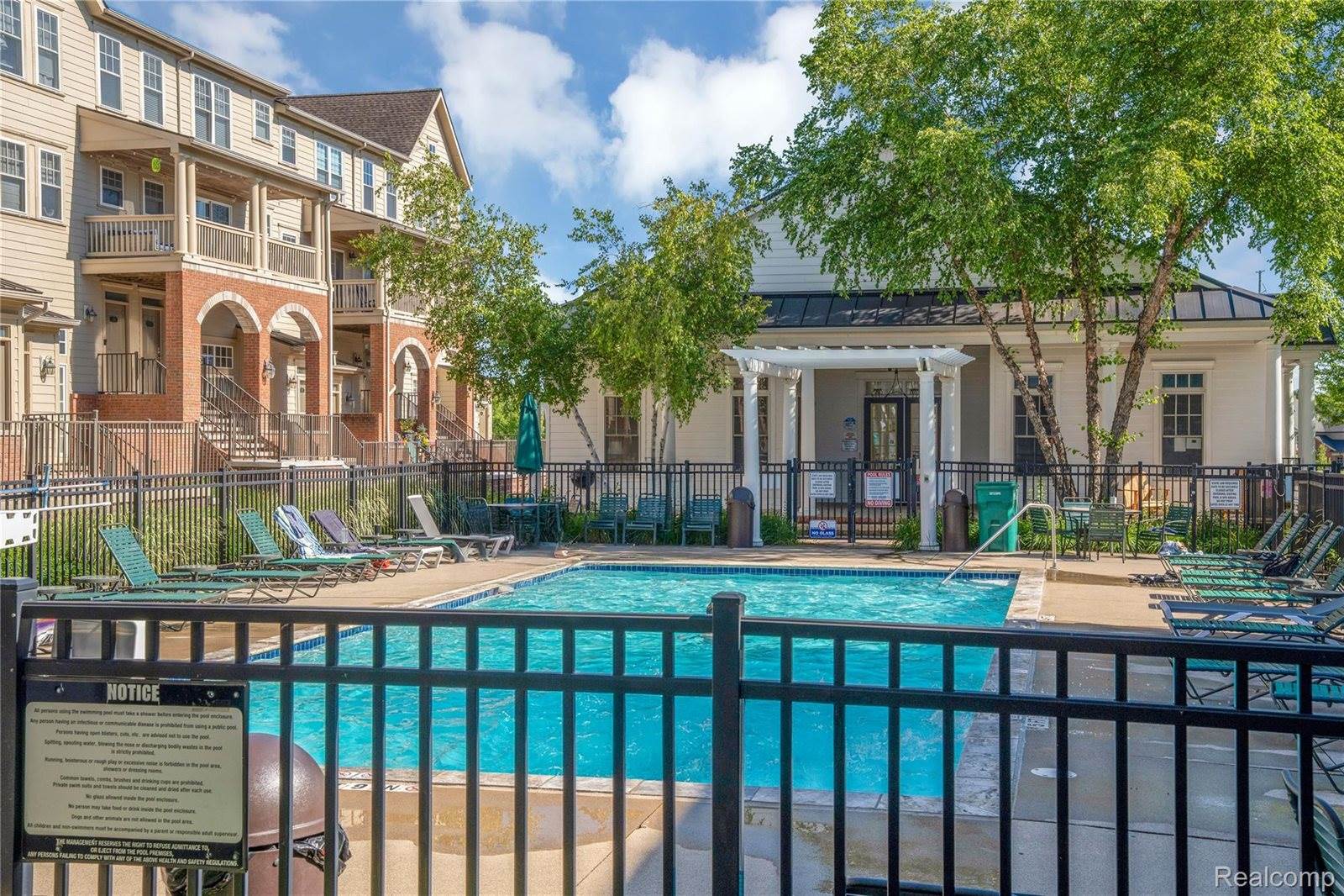 3912 Forester Boulevard, AuburnHillsCity_Oakland, MI 48326