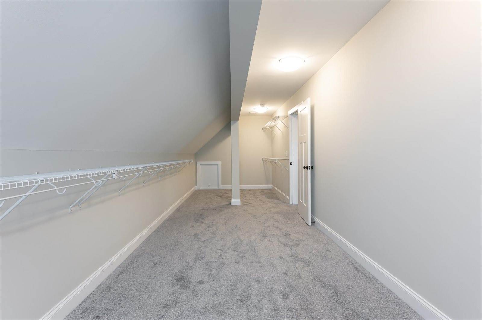 15 Rose Fountain Lane, Hampton, NH 03842