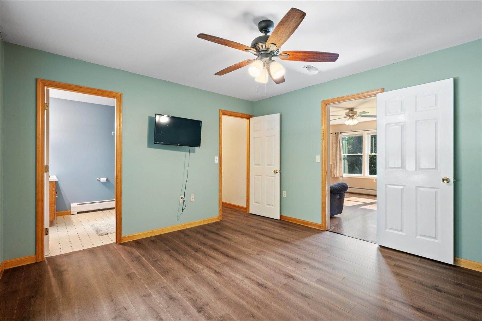 2 Bryer Heights Road, Milford, ME 04461