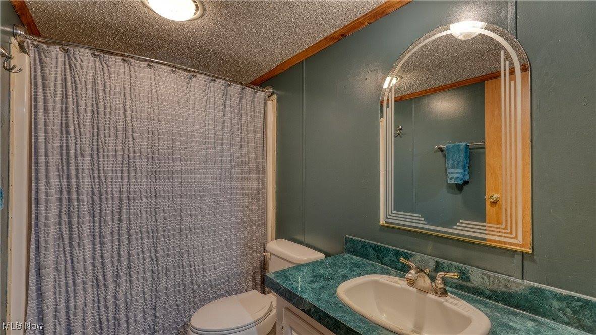 324 Rigby Road, Senecaville, OH 43780