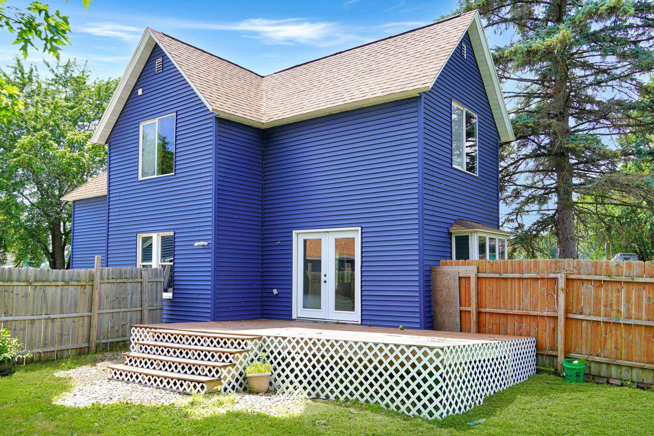 N5680 2nd STREET, Shiocton, WI 54170