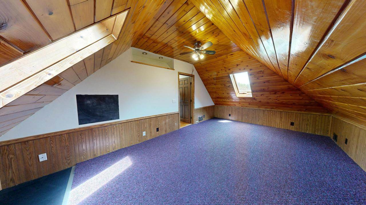 N5680 2nd STREET, Shiocton, WI 54170