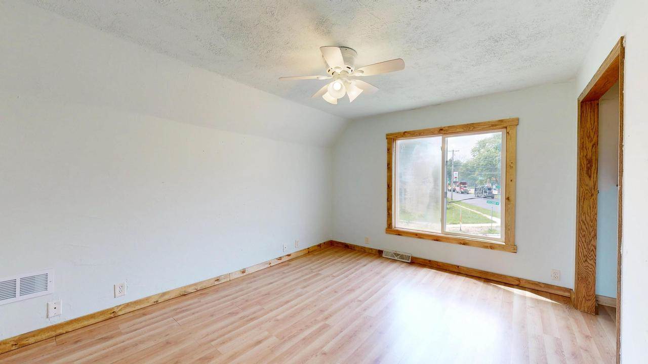 N5680 2nd STREET, Shiocton, WI 54170