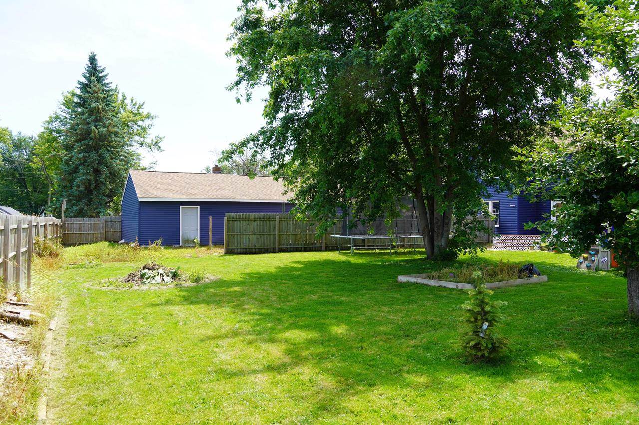 N5680 2nd STREET, Shiocton, WI 54170