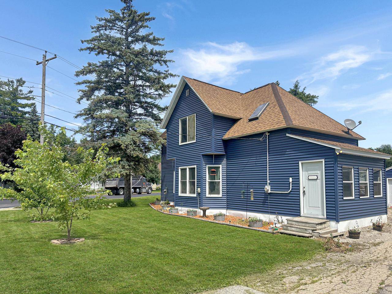 N5680 2nd STREET, Shiocton, WI 54170