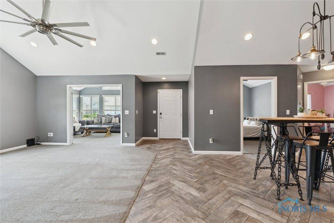 9845 Connor Lake Circle, Perrysburg, OH 43551