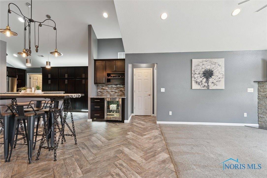 9845 Connor Lake Circle, Perrysburg, OH 43551