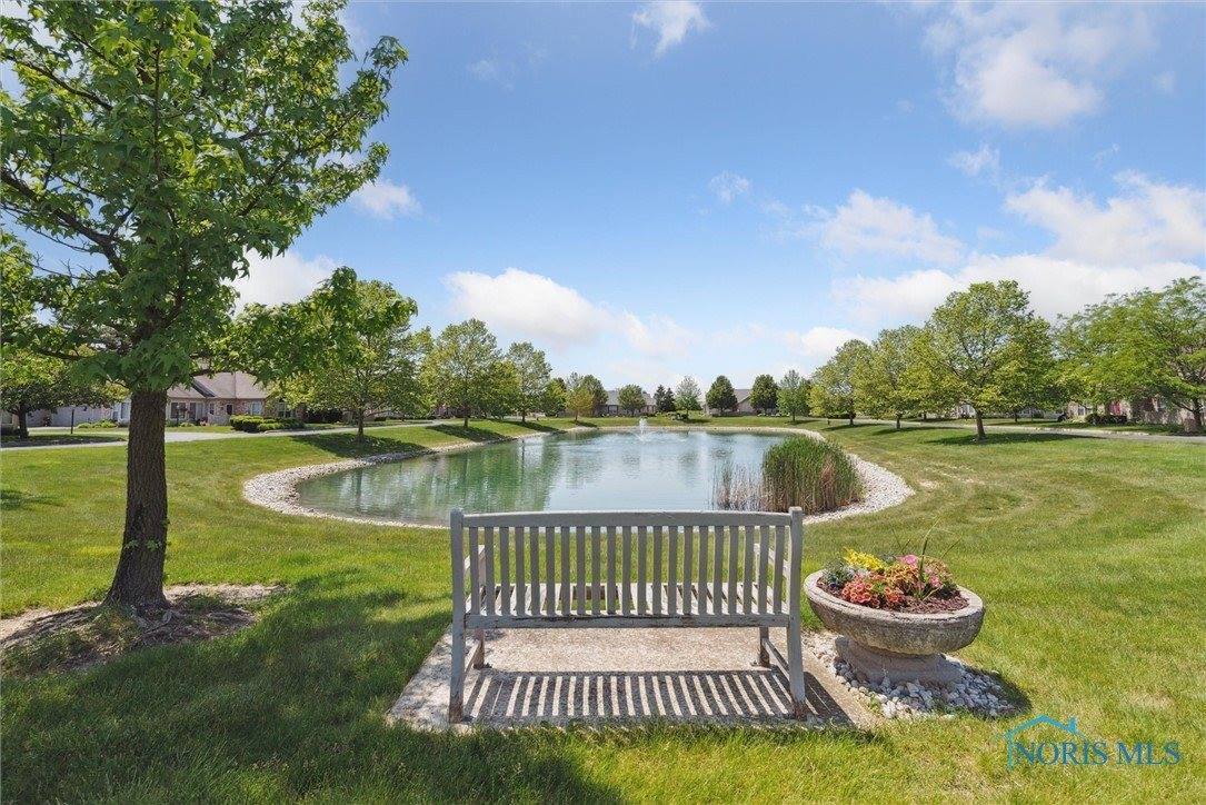 9845 Connor Lake Circle, Perrysburg, OH 43551