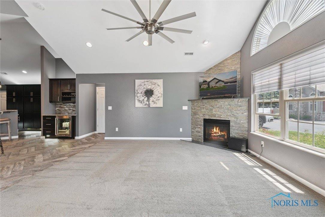 9845 Connor Lake Circle, Perrysburg, OH 43551