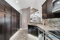 9845 Connor Lake Circle, Perrysburg, OH 43551