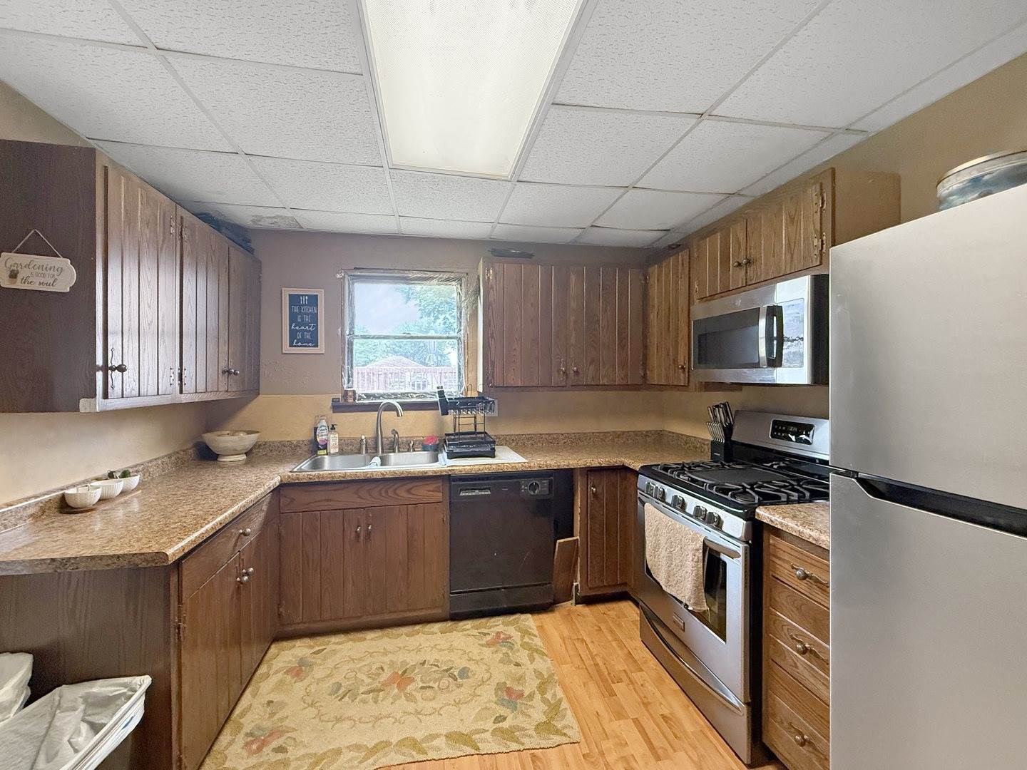 1260 West Palmer Street, Freeport, IL 61032