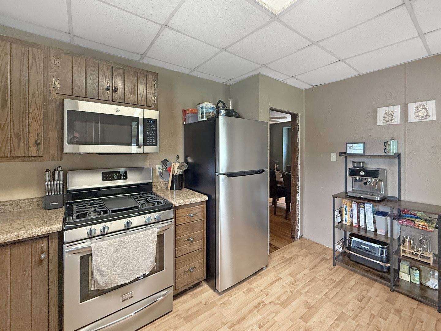 1260 West Palmer Street, Freeport, IL 61032