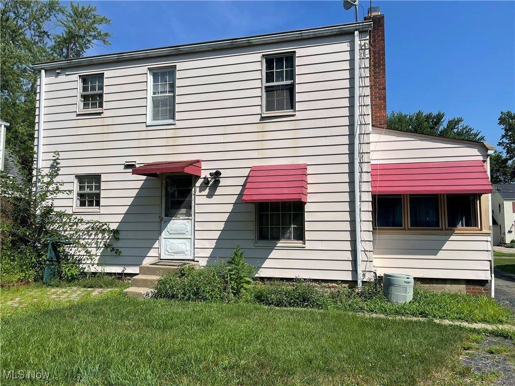 1585 Cascade Drive, Youngstown, OH 44511