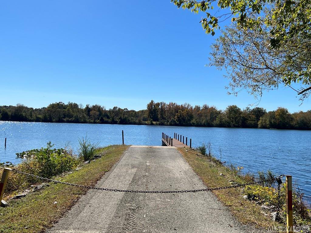 Lot 42 Waynes Ct, Bracey, VA 23919