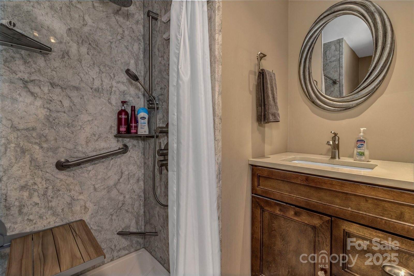 31 Mark Twain Road, Asheville, NC 28805