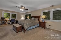 31 Mark Twain Road, Asheville, NC 28805