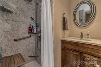 31 Mark Twain Road, Asheville, NC 28805