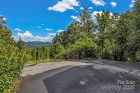 31 Mark Twain Road, Asheville, NC 28805