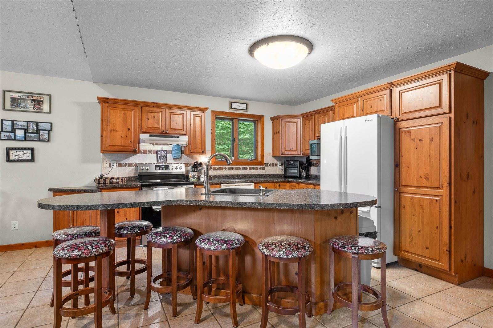 9258 Harding Road, Plainfield, WI 54966