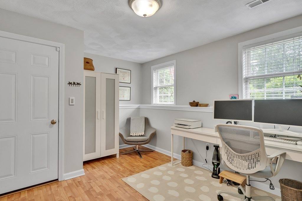 6 Sequoia Dr, Wilmington, MA 01887